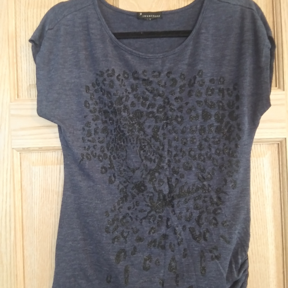 Womens twenty one top.